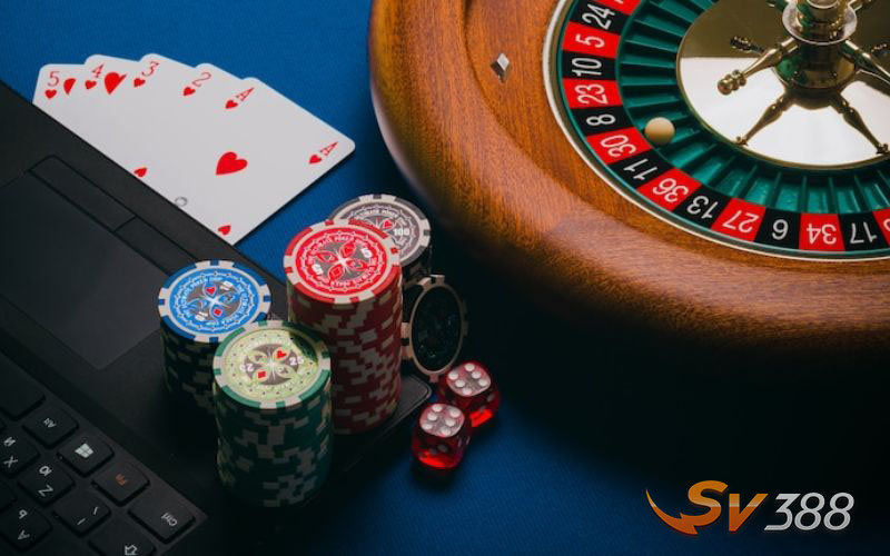 Tìm Hiểu Quy Luật Chơi Poker Cơ Bản Và Chi Tiết 1 Quy-luat-choi-Poker-Texas-pho-bien-can-biet